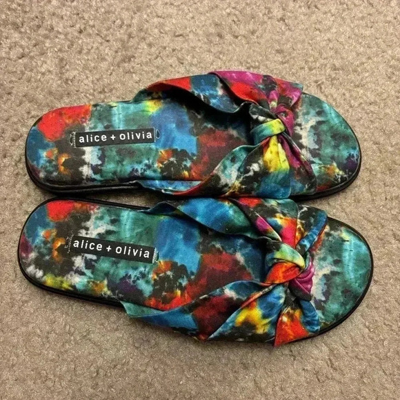 Alice + Olivia Pabla Knotted Tie Dye Cotton Sandals - Picture 2 of 10